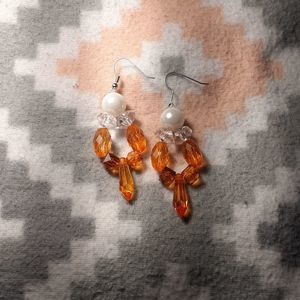 Diamond Bella Handcrafted Fashion earrings.